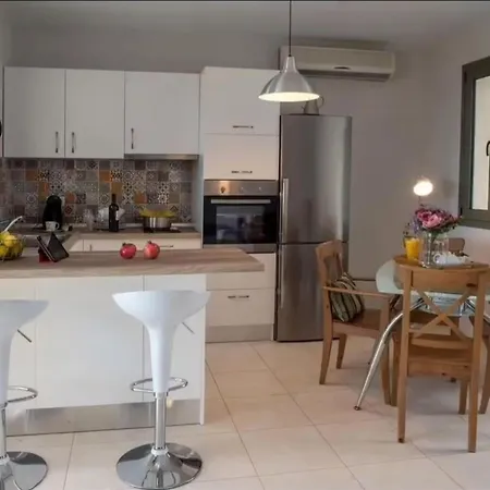 Villa Iris