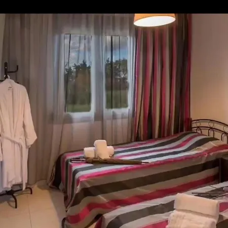 Iris Villa